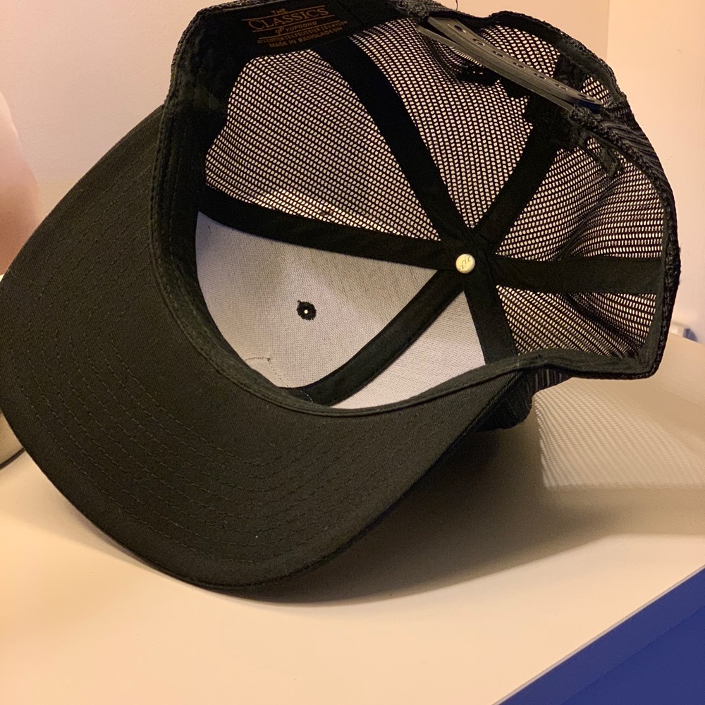 SnapBack Hat - Picture 4 of 4
